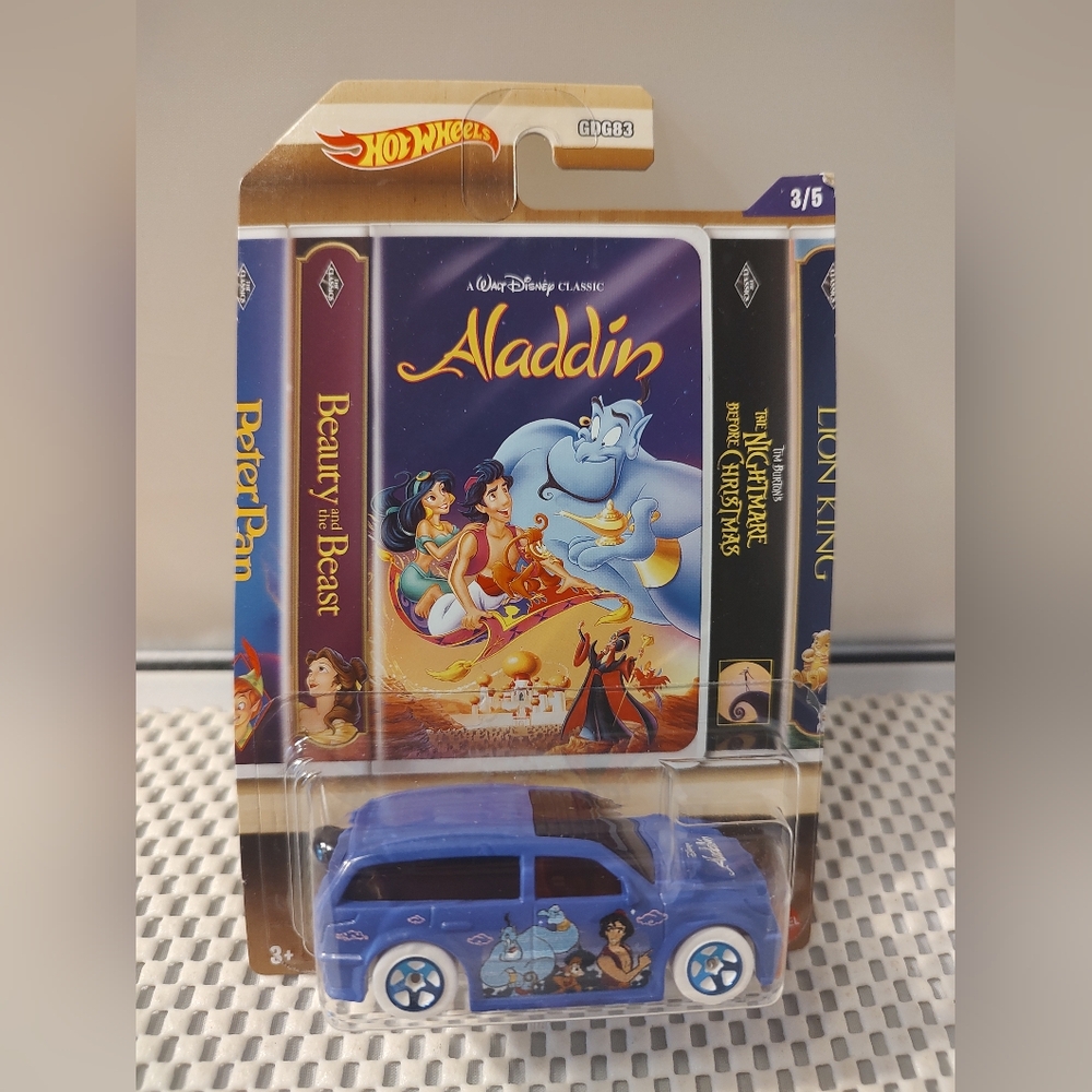 Aladdin Boom Box Walt Disney Classic Hot Wheels NWT SUV Car